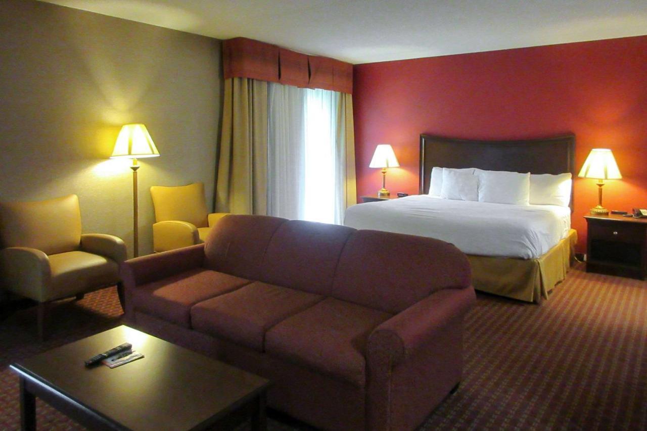 Quality Inn & Suites Owego Esterno foto